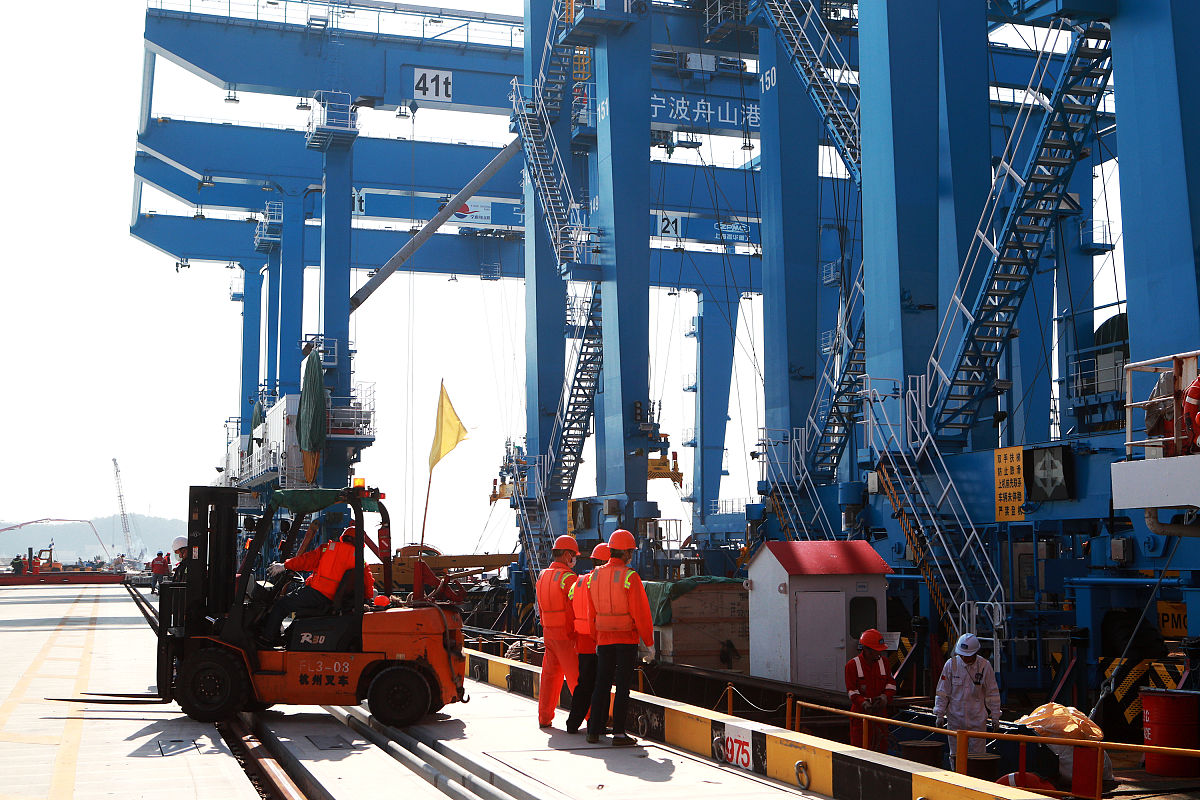宁波经贸学校2022年招生电话-好不好