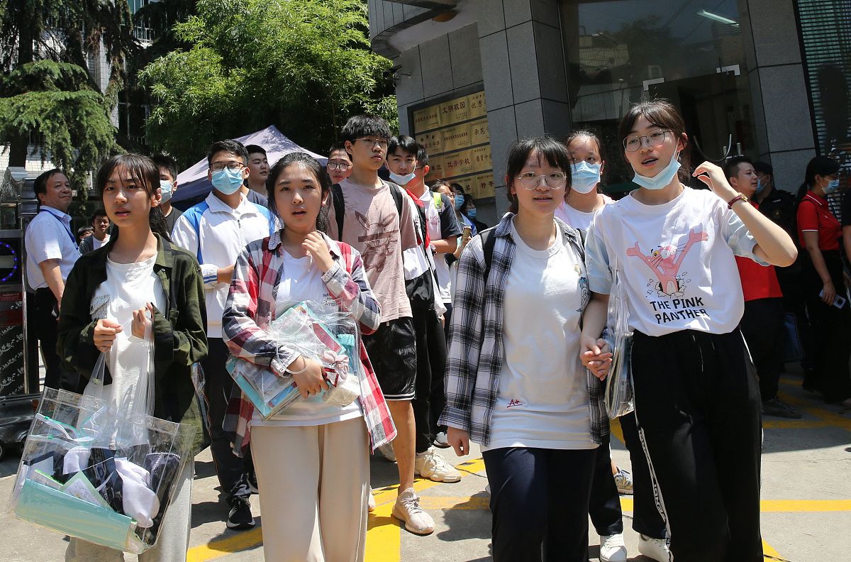 平昌鹰才中等职业技术学校服装设计与工艺专业未来发展如何