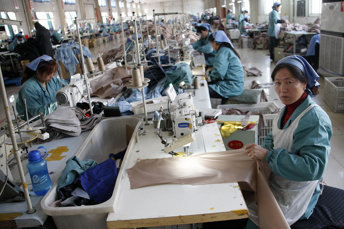 浙江纺织服装职业技术学院精细化学品生产技术专业到底行不行设有哪些课程