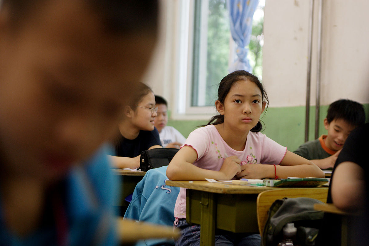 智力低下孩子上特教更好还是普通小学更好