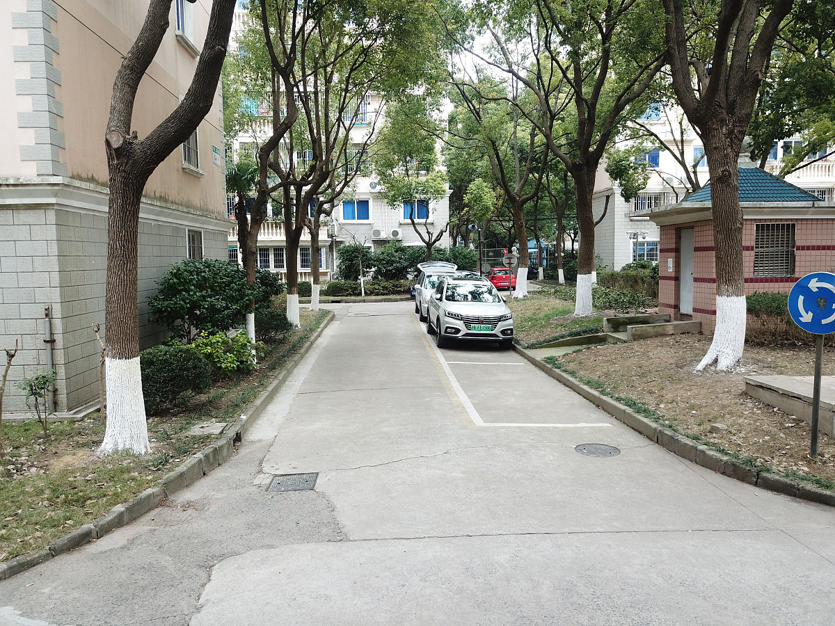 广东佛山,被称作"锁车之城",你的车被锁过吗?