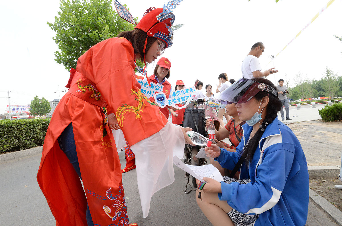 应县职业技术学校2023年招生办电话是多少？