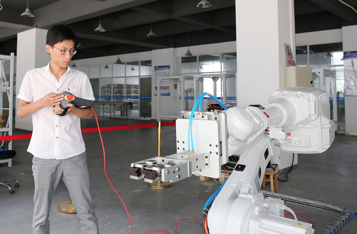 太原技师学院工业机器人应用与维护专业(高级工+大专)招生条件