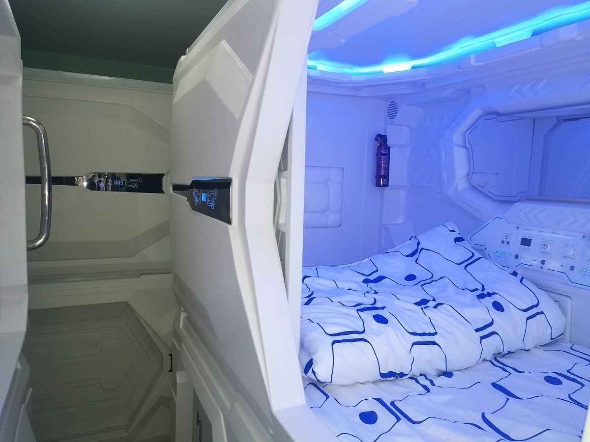 太空舱旅行屋合作项招商文案