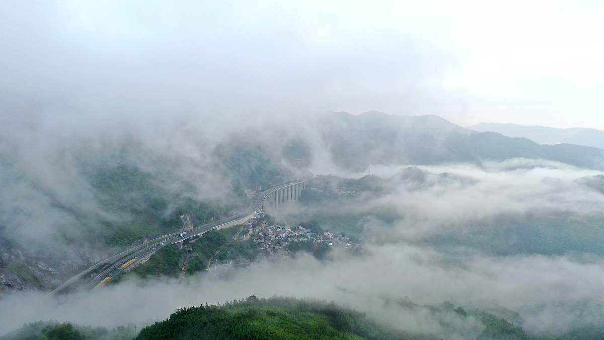 贵州铁路学校通信工程专业：未来广阔的就业前景