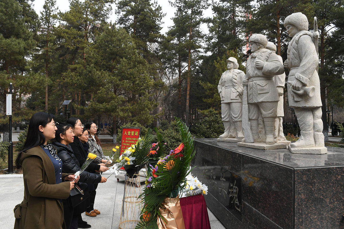 重庆中医大卫校对女生身高有要求吗