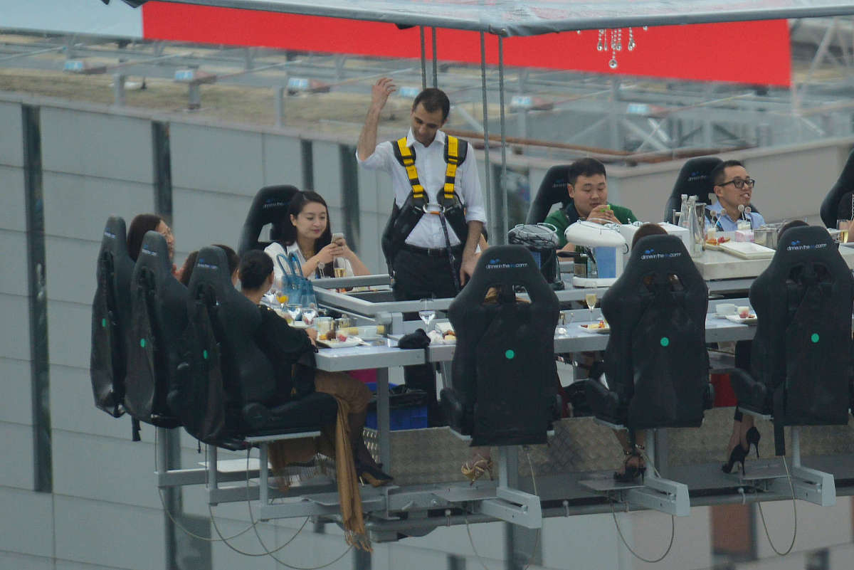 成都飞机维修专业学校：选择与发展