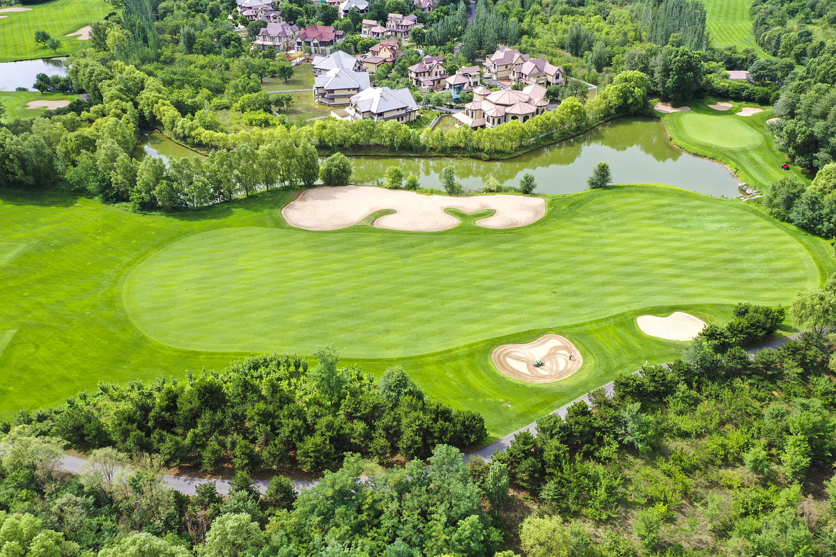 富春山居高尔夫球场收费标准及价格 - 最新优惠信息