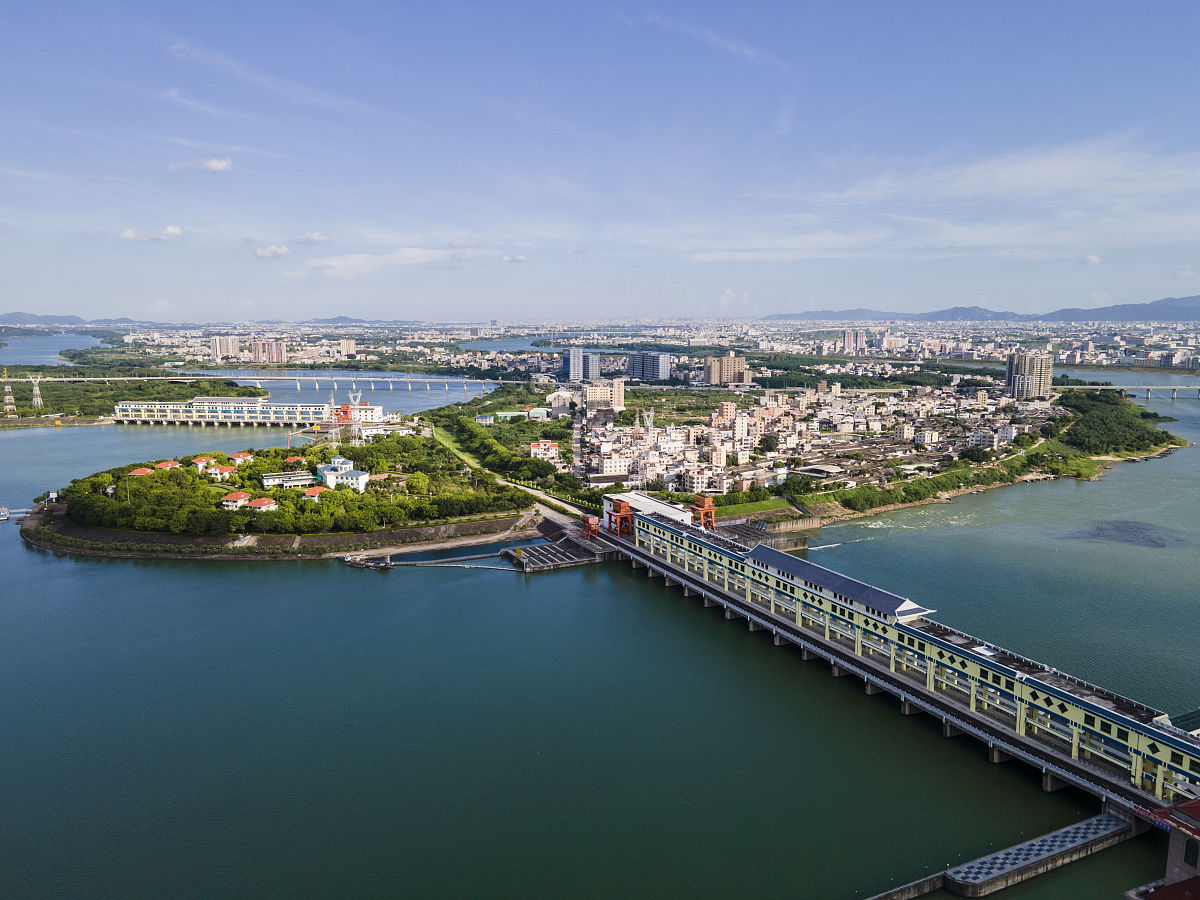 2020年7月5日,座落在韩江上的广东潮州供水枢纽,是一座平原上的水利工