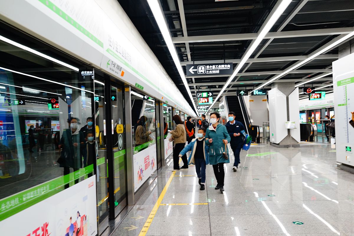 贵阳2023年400分能上轨道交通学校吗？入学标准分析