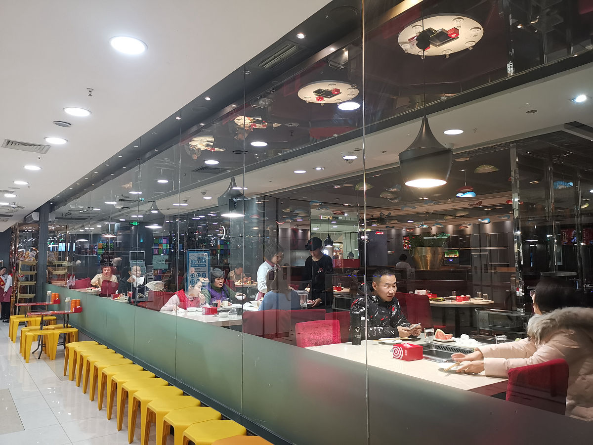 海底捞成功秘诀：优质食材、创新服务和品牌魅力