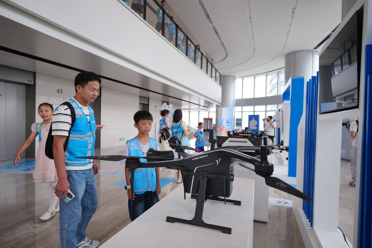 大学生创新计划新体验：智能健身设备开发