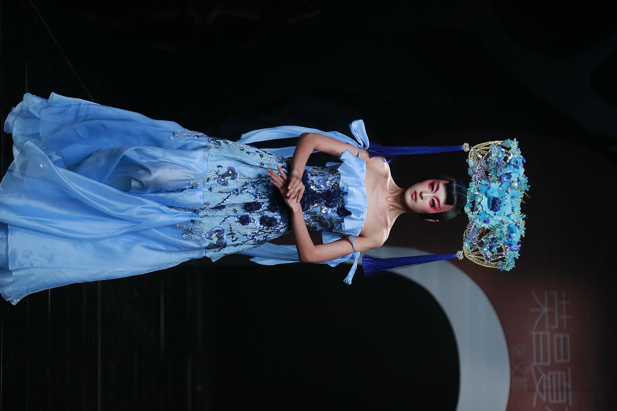 纽约产业联动助力体育服务娱乐化：多维融合模式探析