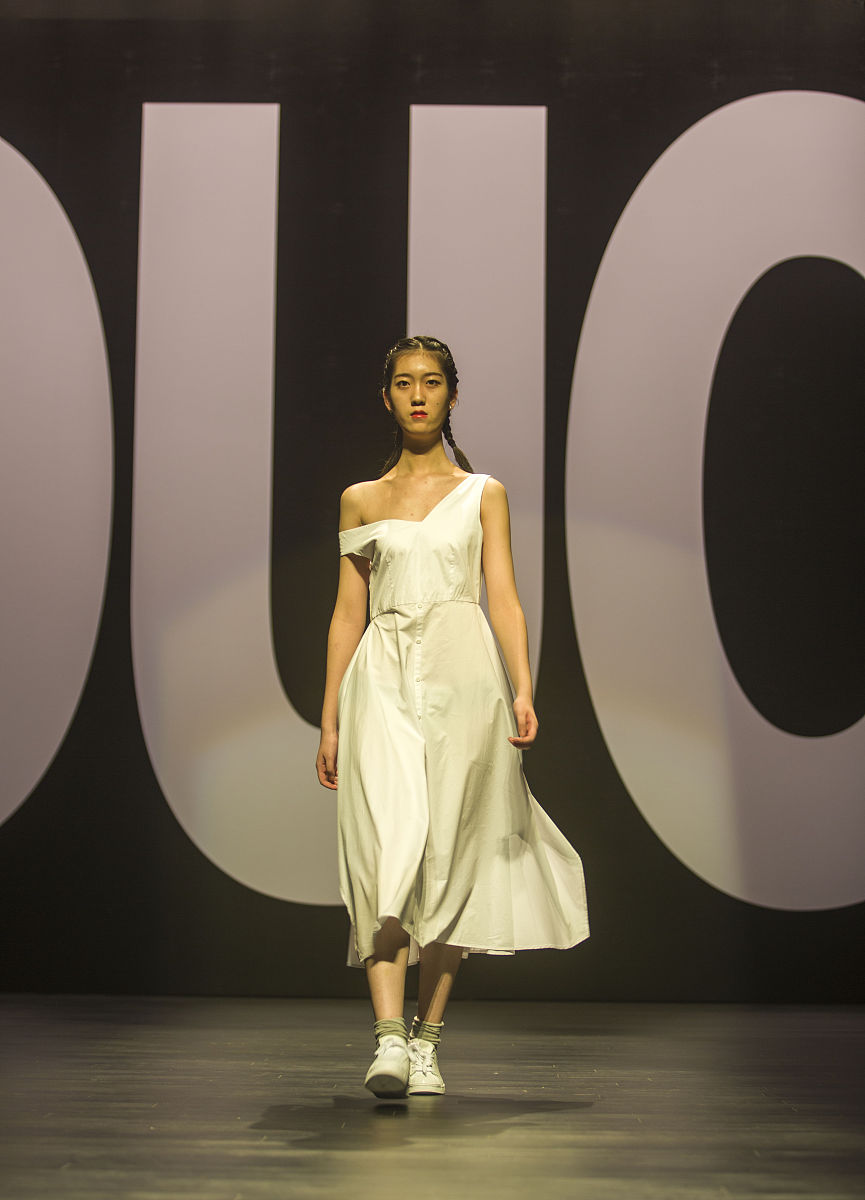 T台秀文案：打造一场令人难忘的时尚盛宴