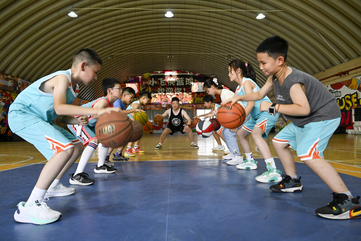 写一些关于篮球教练的实习经历