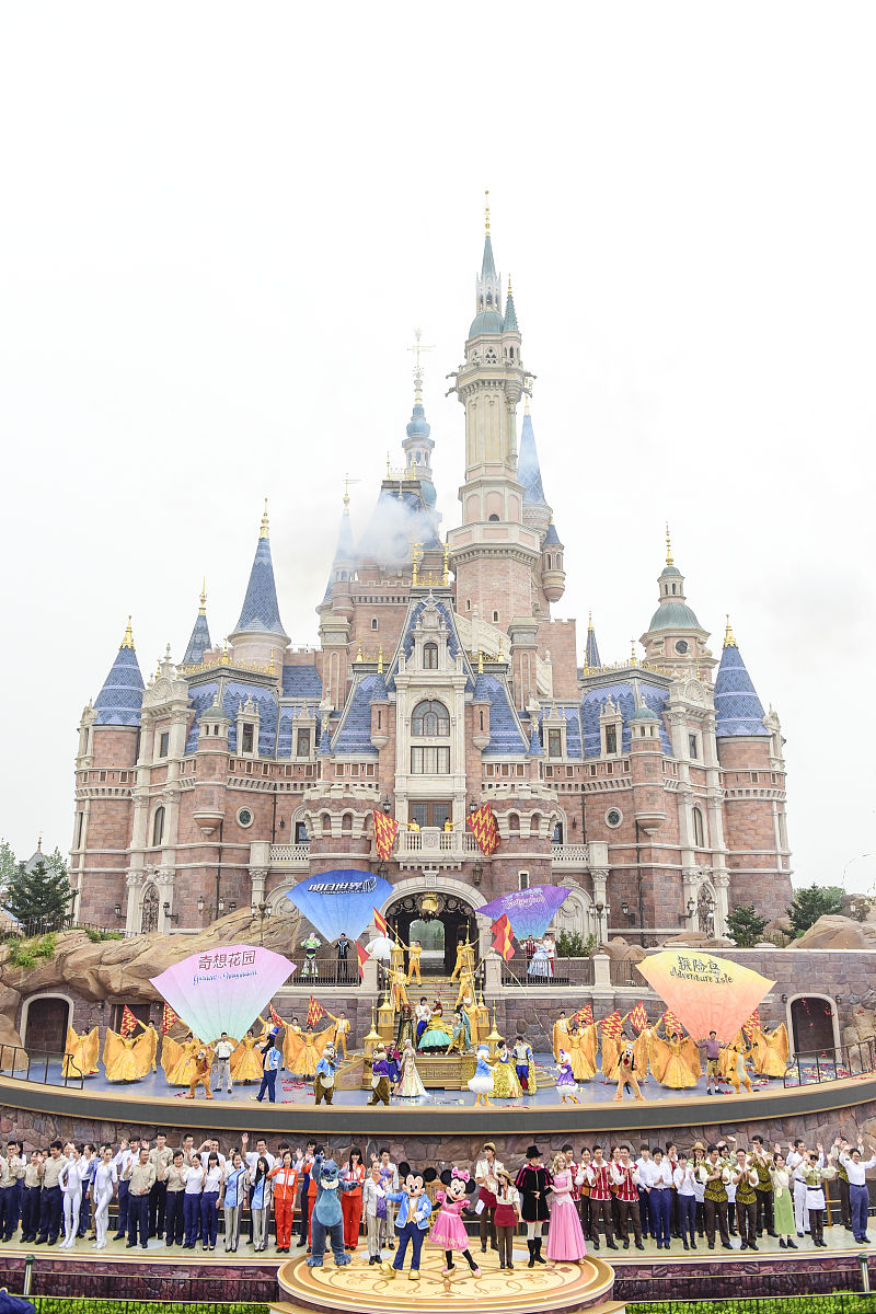 迪士尼：圆梦乐园，重拾童心