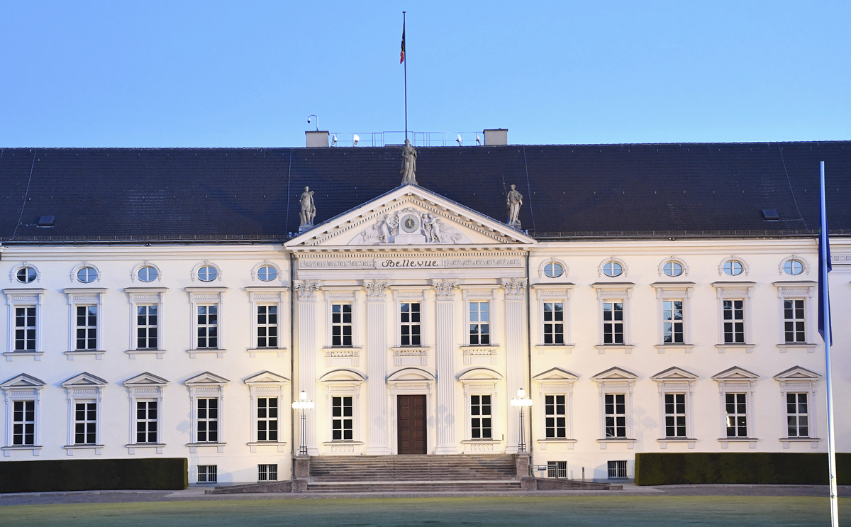 瑞士高校联盟：十所顶尖大学，卓越教育与国际合作