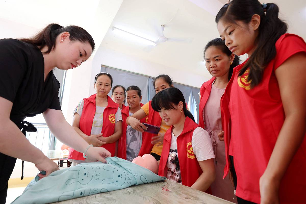 重庆初中生可以读幼师专业吗