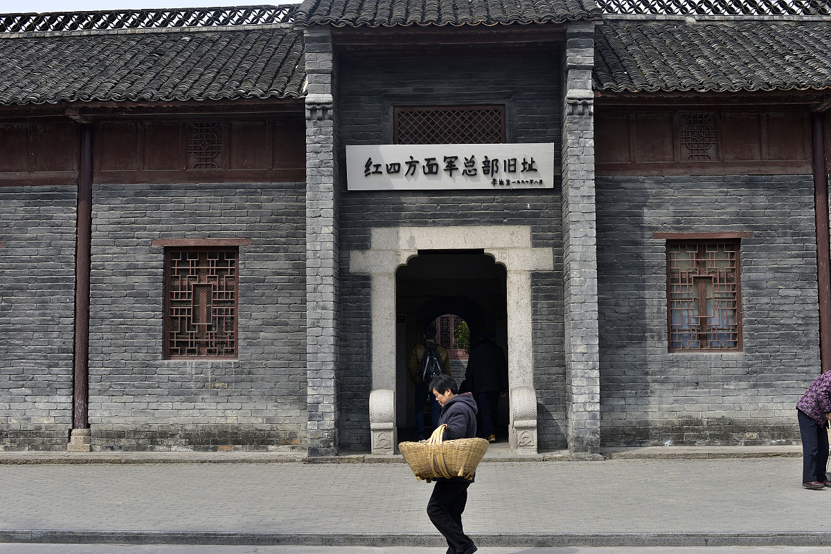 柳江职业教育中心2021年报名需要满足哪些条件