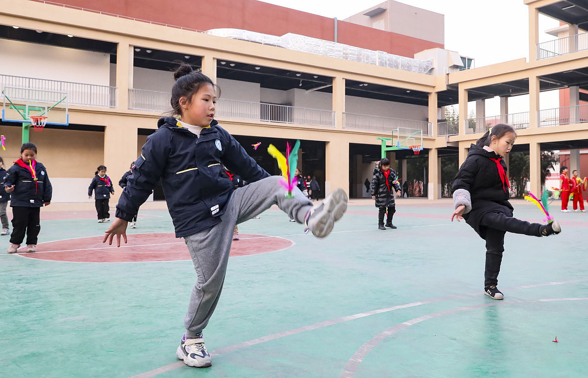 踢毽子的技巧和方法
