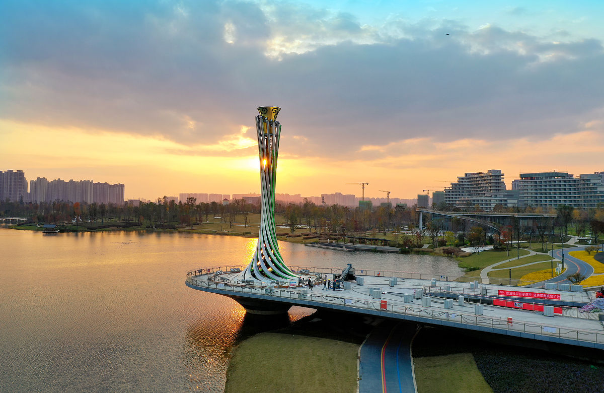 写一个成都大运会的机遇与挑战讲座的心得体会