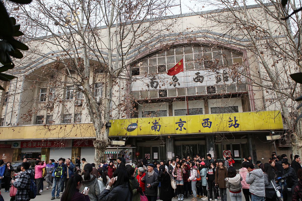 江苏2023年铁路学校热门专业推荐：信号专业值得考虑！