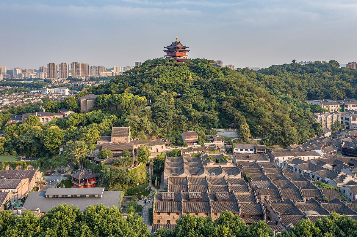 2021年6月23日,江苏镇江,西津渡古街.