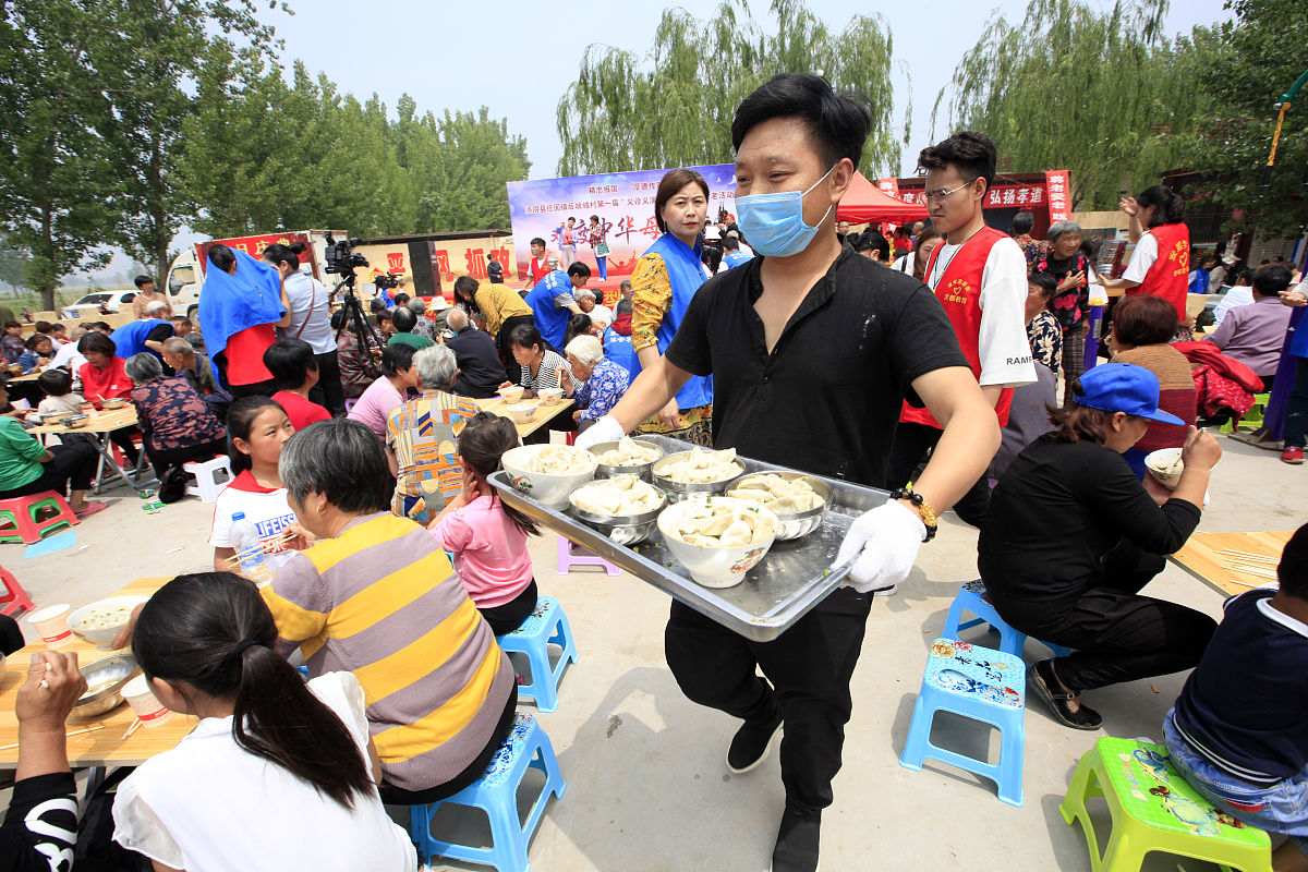 写一篇淄博烧烤公司团建宣传稿