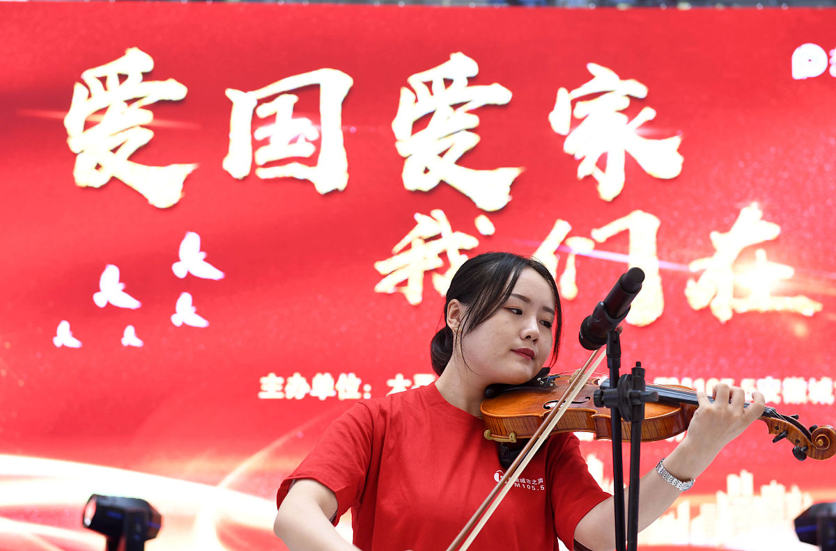 艺术的魔力：激发爱国、责任、理想的灵感源泉