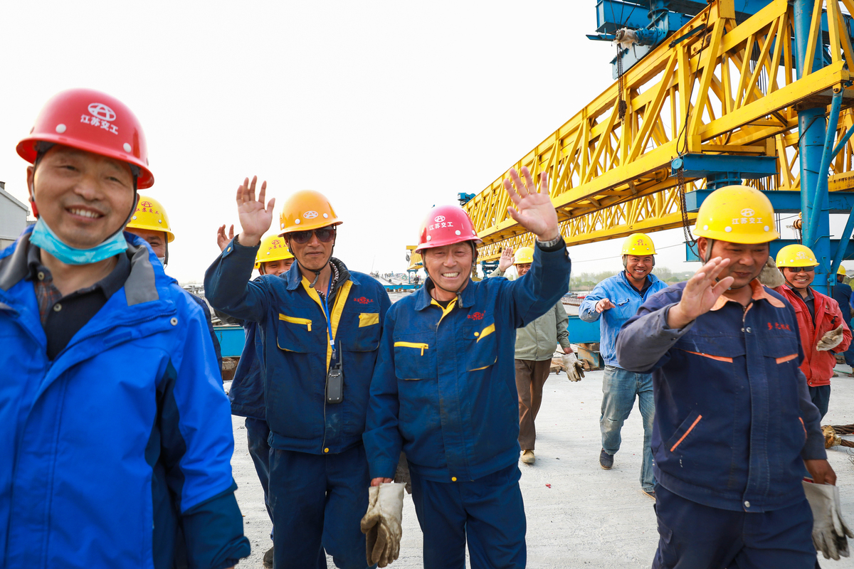 加强油田政工队伍建设的作用和意义1000字