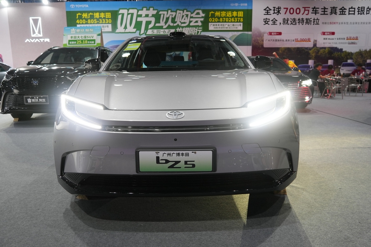 飞凡F7：每一个座位都是C位，开启极智舒享的豪华旅程