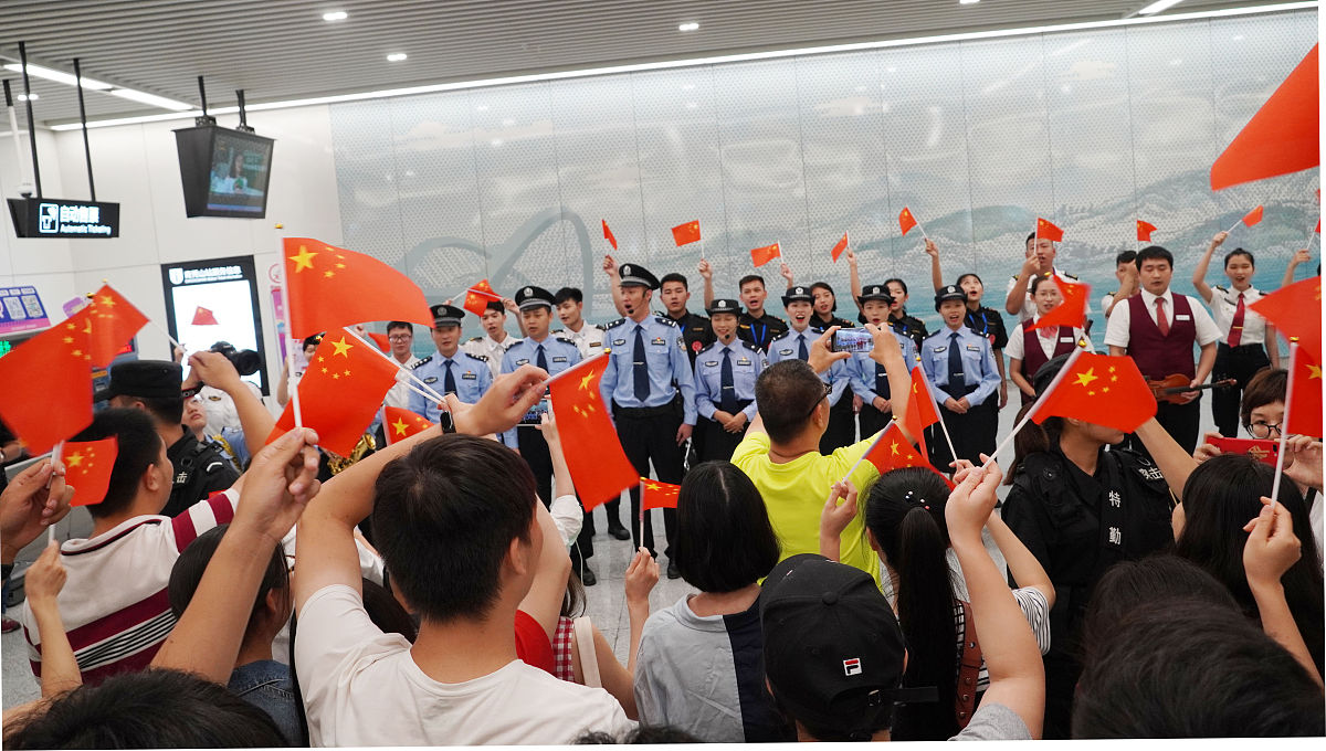 走进火焰蓝主题团日活动 | 深刻体会爱国情怀与责任担当