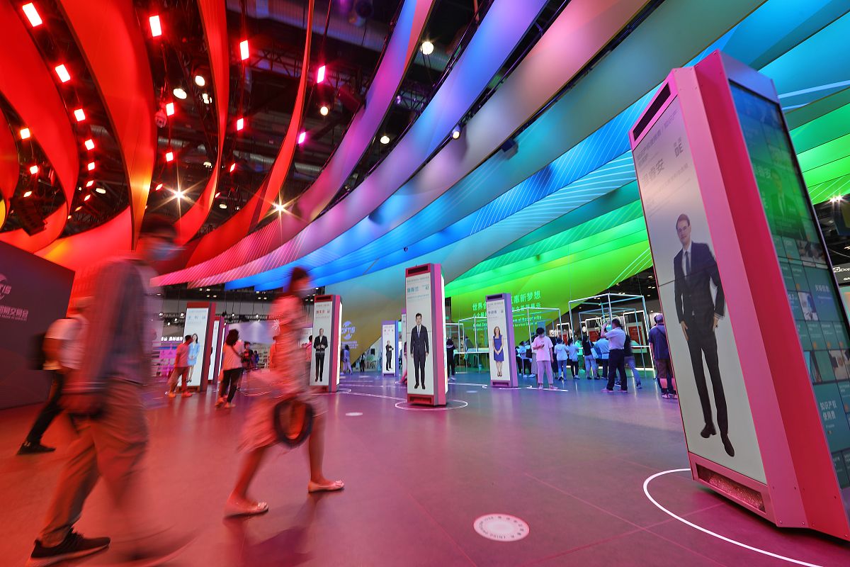 我的成长故事：一个充满起伏的旅程