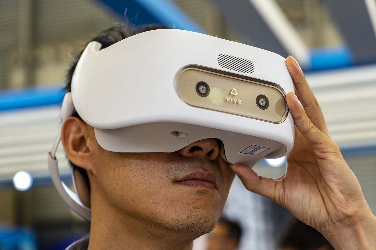 FancyTech 360 无线 VR 头戴式显示器 - 沉浸式虚拟现实体验