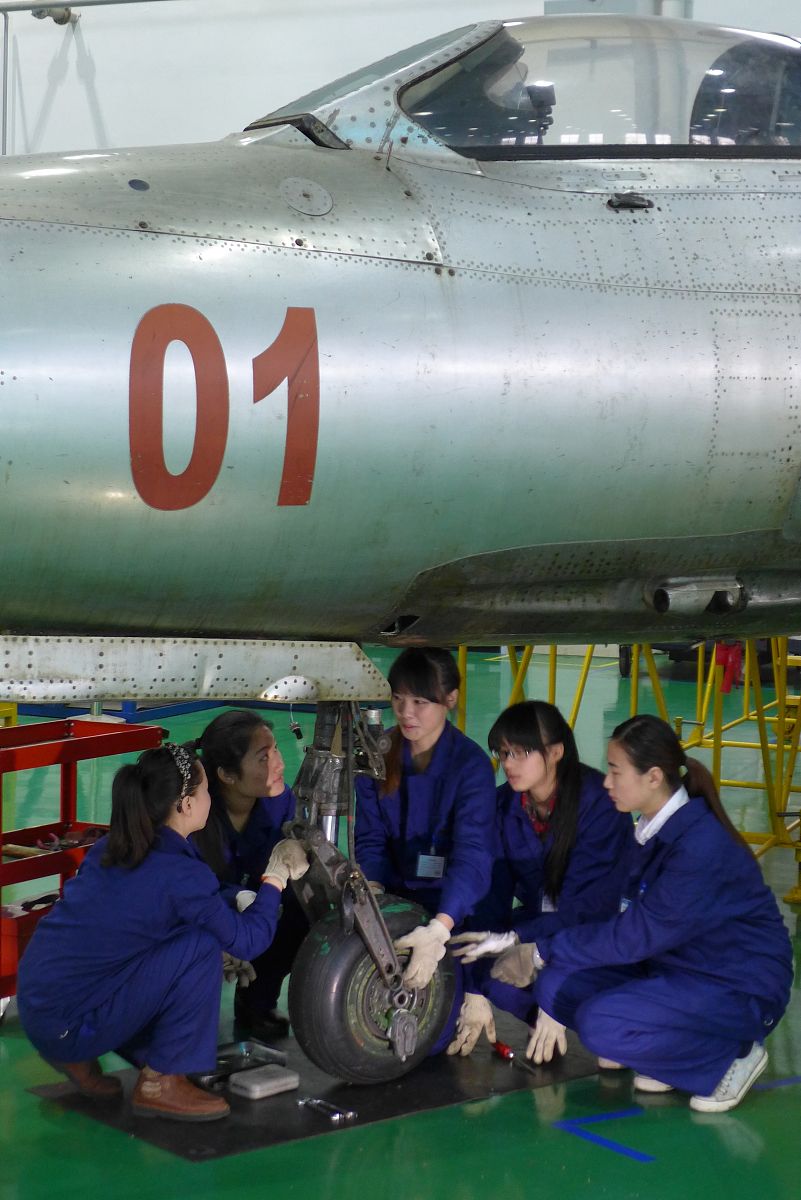 成都郫县铁路机电工程学校飞机维修专业分析