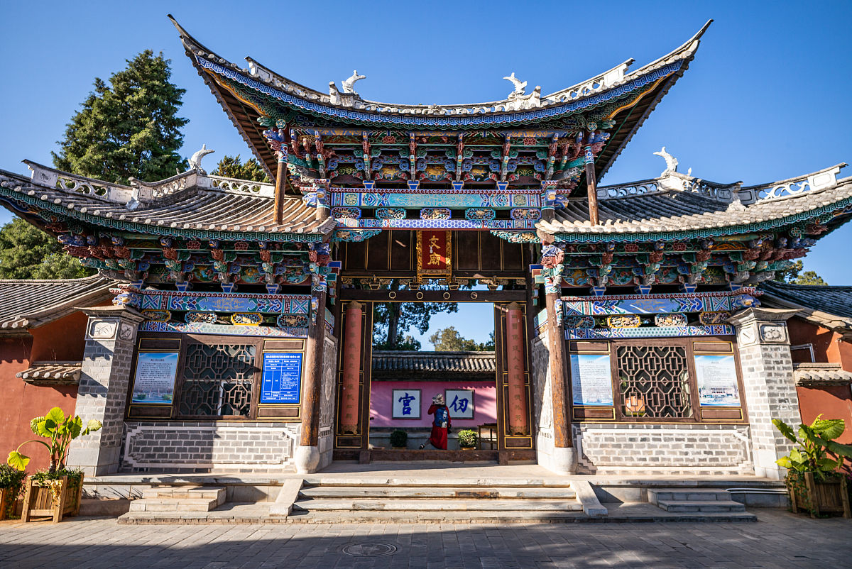 写一篇去云南的旅游攻略