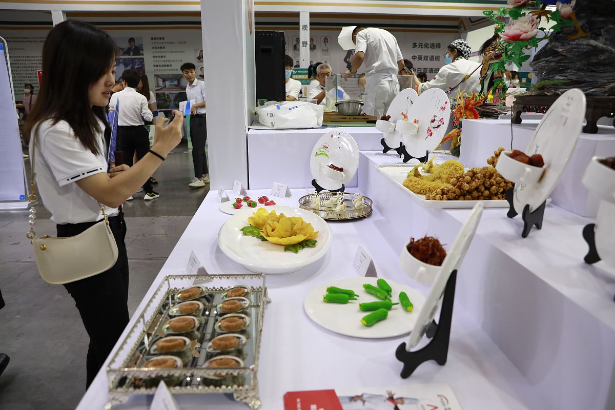 四川省达州凤凰职业技术学校旅游管理专业未来发展如何