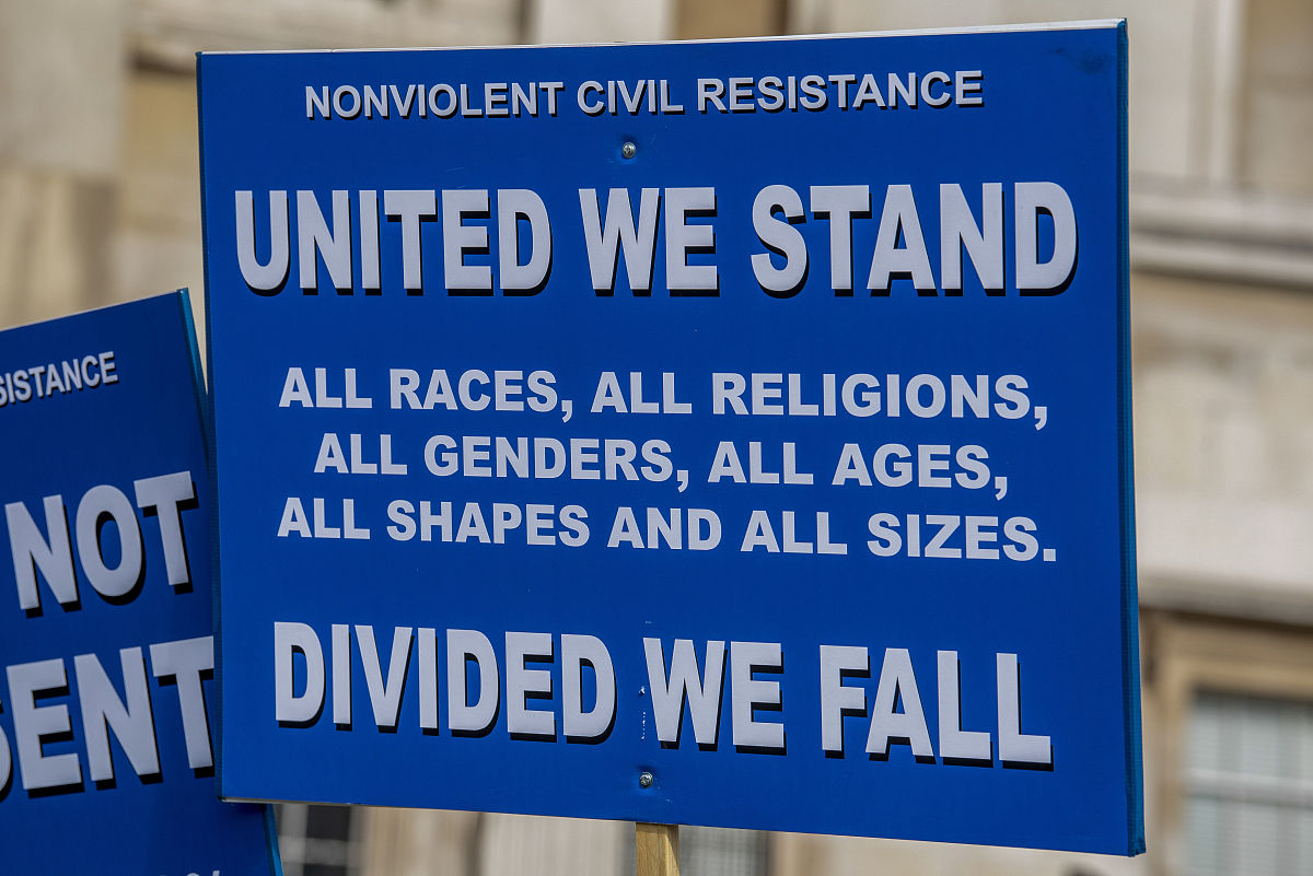 write a letter for homeless for getting free house from UK government, immediate need in nottingham, transfer from hong kong