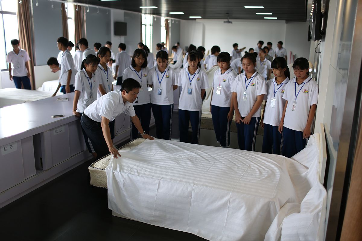 陕西能源技工学校酒店服务专业怎么样？教学质量、就业前景全解析