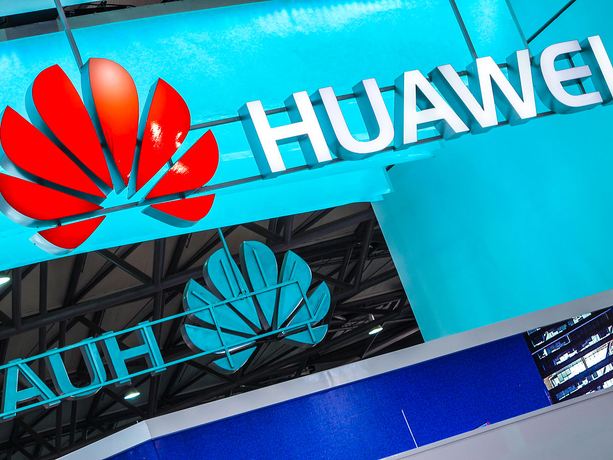 Huawei: A Global Tech Giant - History, Products & Controversy