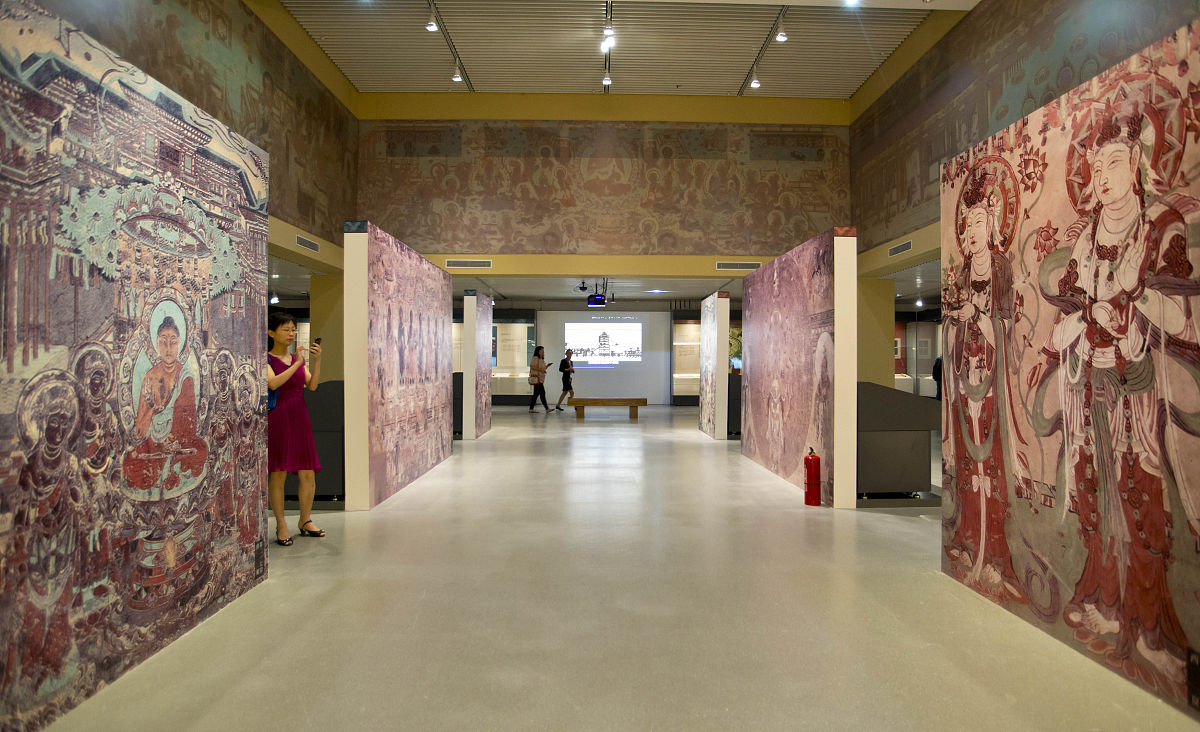 敦煌档案数字化公司：保护和传承敦煌文化遗产