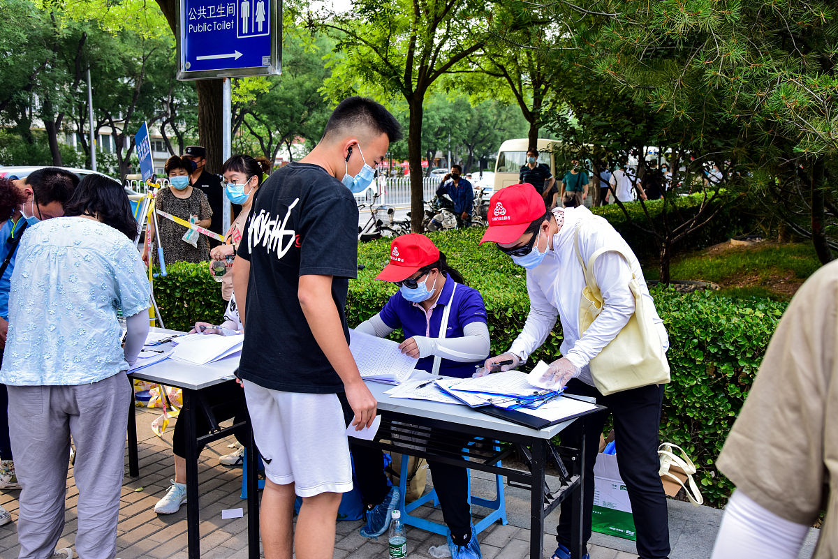 大学生社区三下乡社会实践调查报告