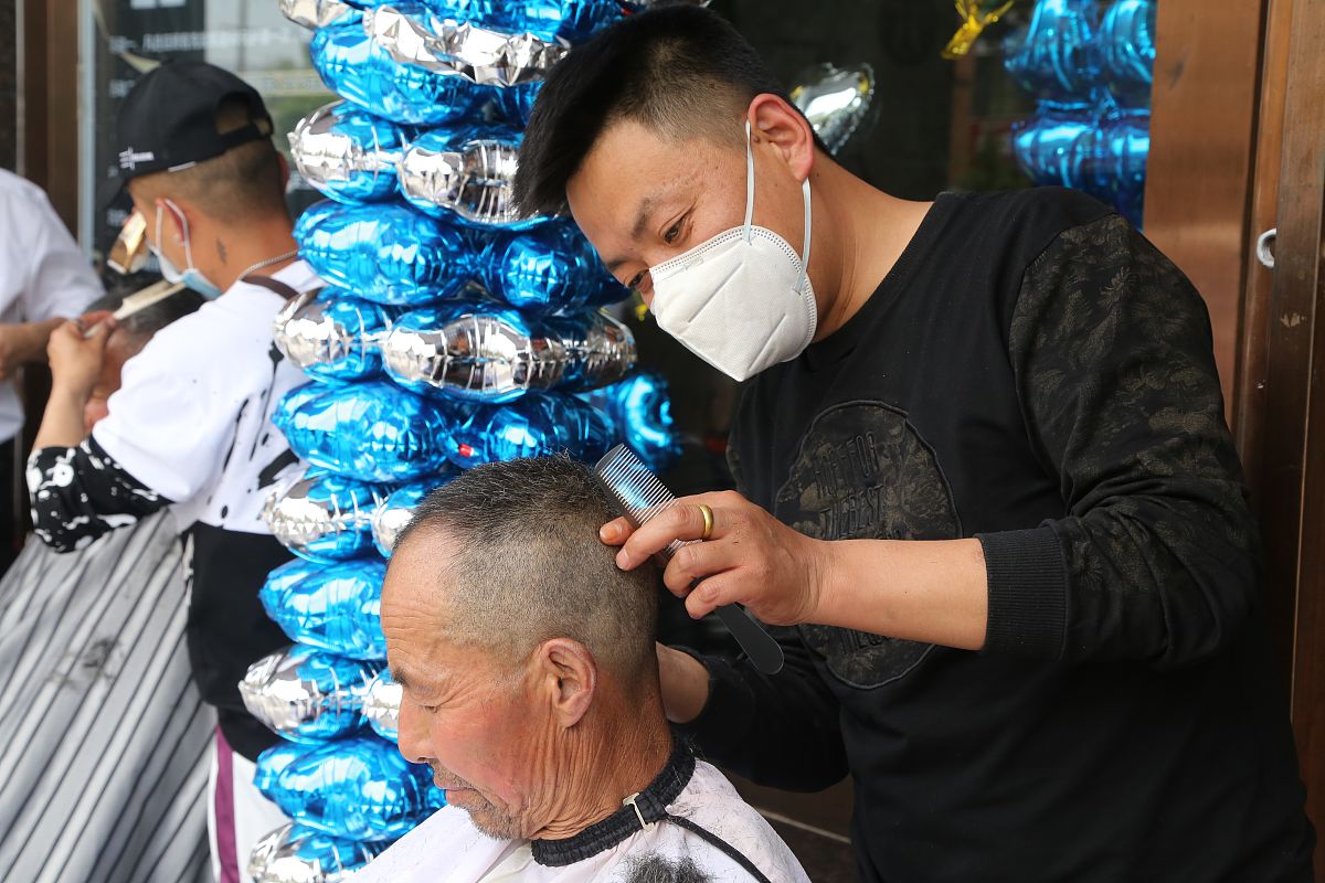 不可取代是什么意思？词语不可取代的含义及启示