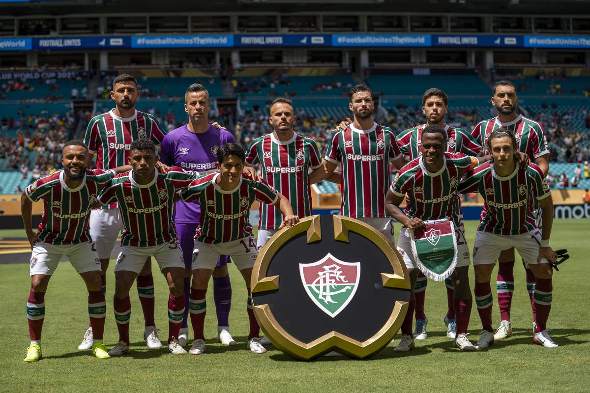 英格兰足球史上最伟大球员：伯莱·查理顿