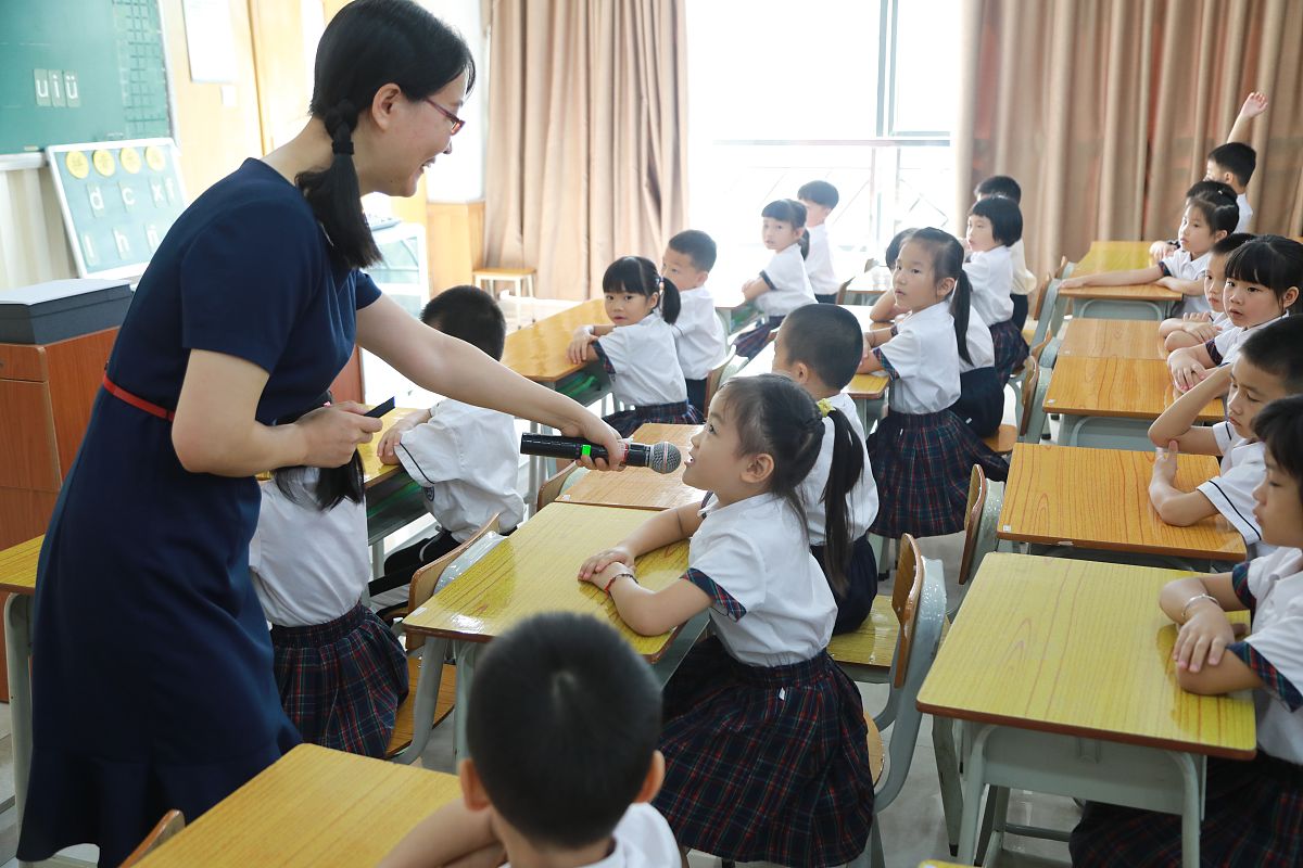 新生入学资格复查工作顺利完成，班主任辅导员老师功不可没