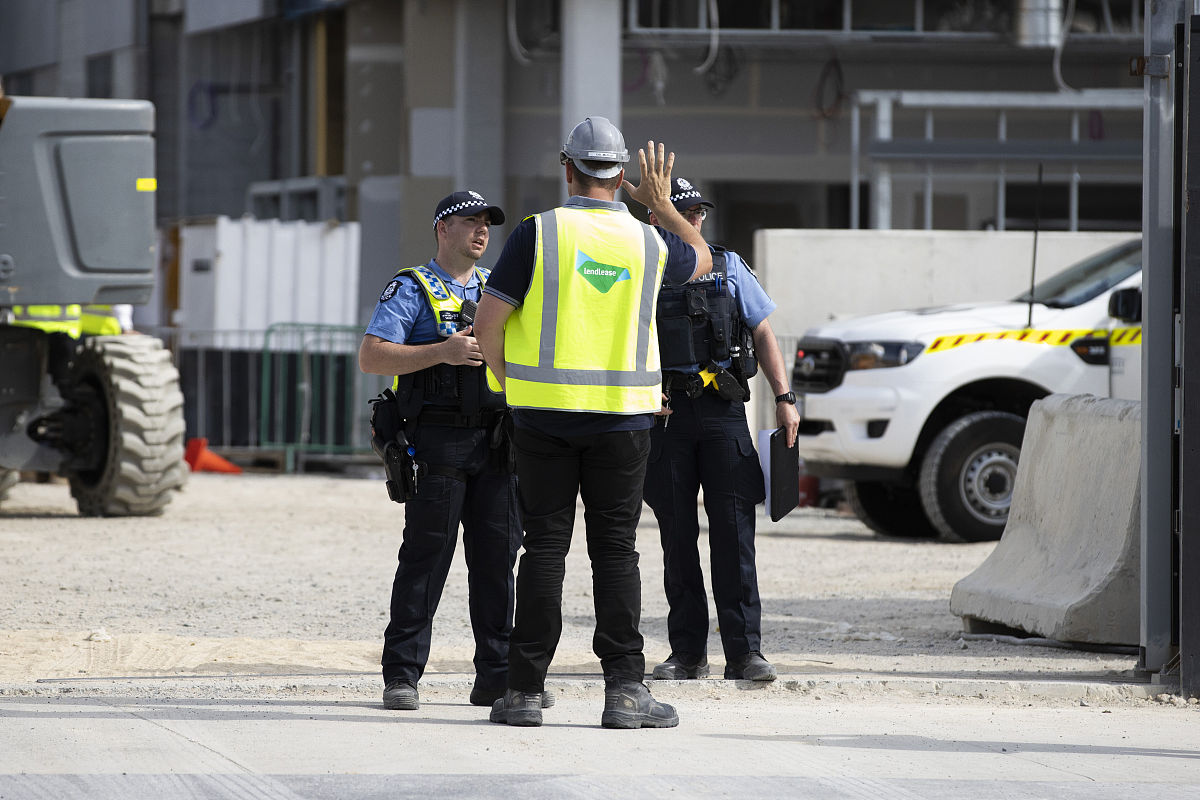 道歉有用要警察干什么的英文