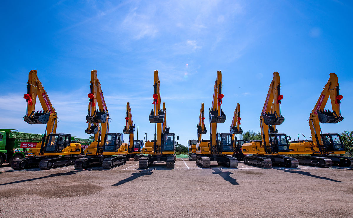 在成都市怎么选择高铁学校用发