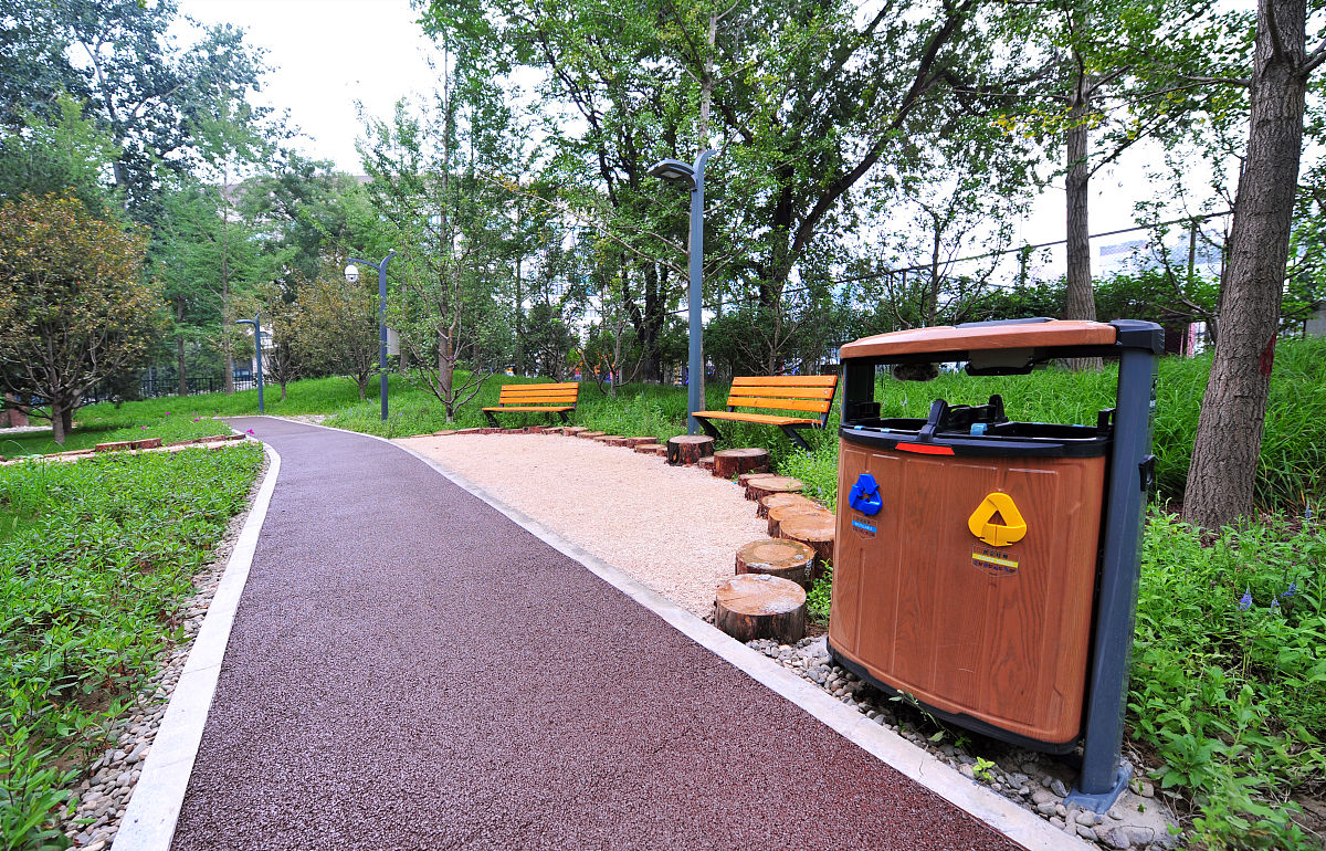 城市公园管理指南：从设施维护到市民参与