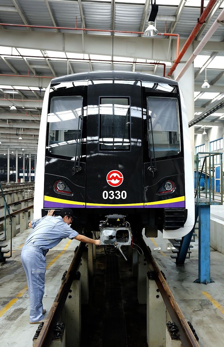 重庆铁路运输学校毕业就业前景 - 工作稳定、机会多