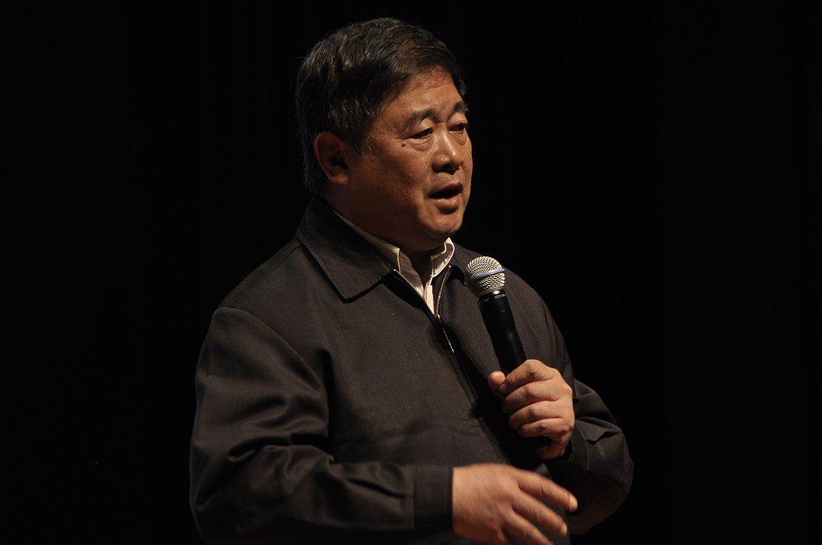 新时代青年：传承文化，锐意创新，铸就中华文化新辉煌